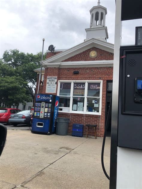 gas station cambridge ma